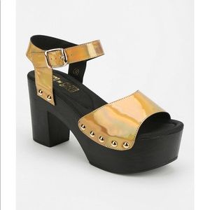 Ego and Greed Holographic Carleen Platform